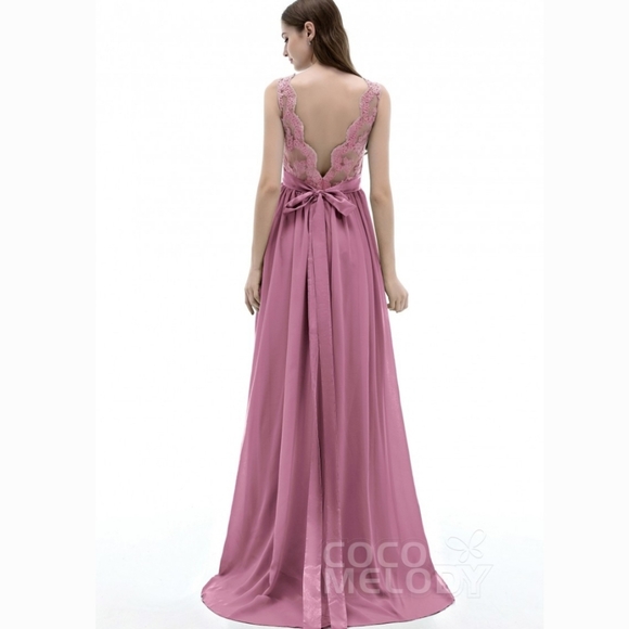 Bridesmaid dress - Picture 2 of 3